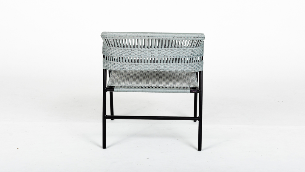 cadeira-clip-still.3png